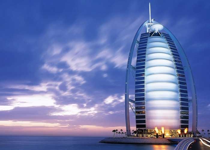 DAY 1- ARRIVAL IN DUABI – DAY AT LEISURE DAY 1- ARRIVAL IN DUABI – DAY AT LEISURE