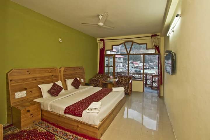 standard Exotic Manali  Tour Package